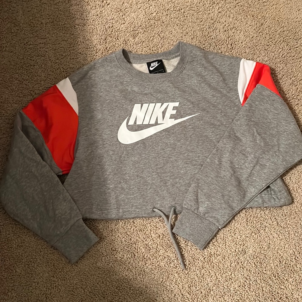 Nike sweatshirt